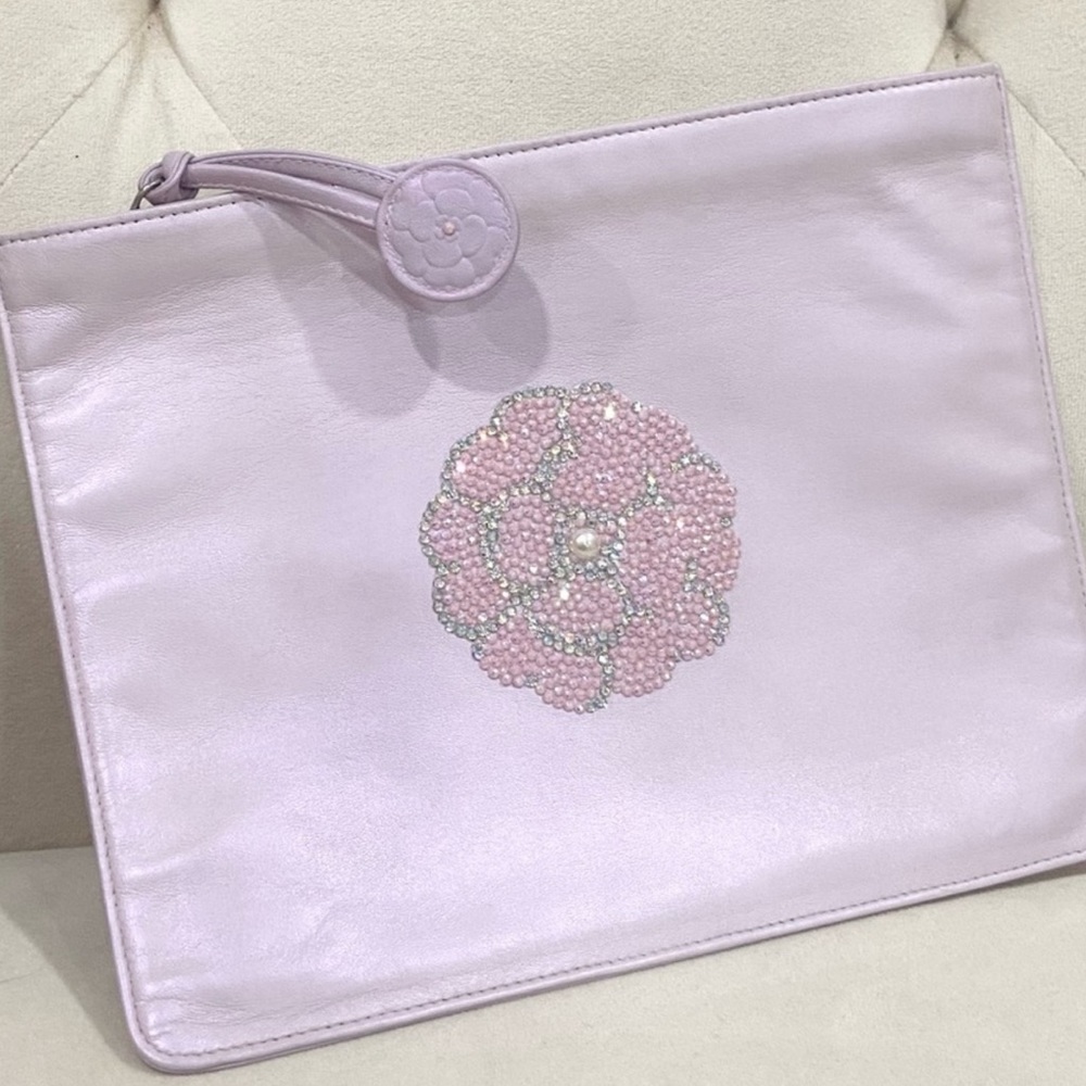 Stunning Vintage leather Chanel Clutch Swarovski crystals Limited Edition